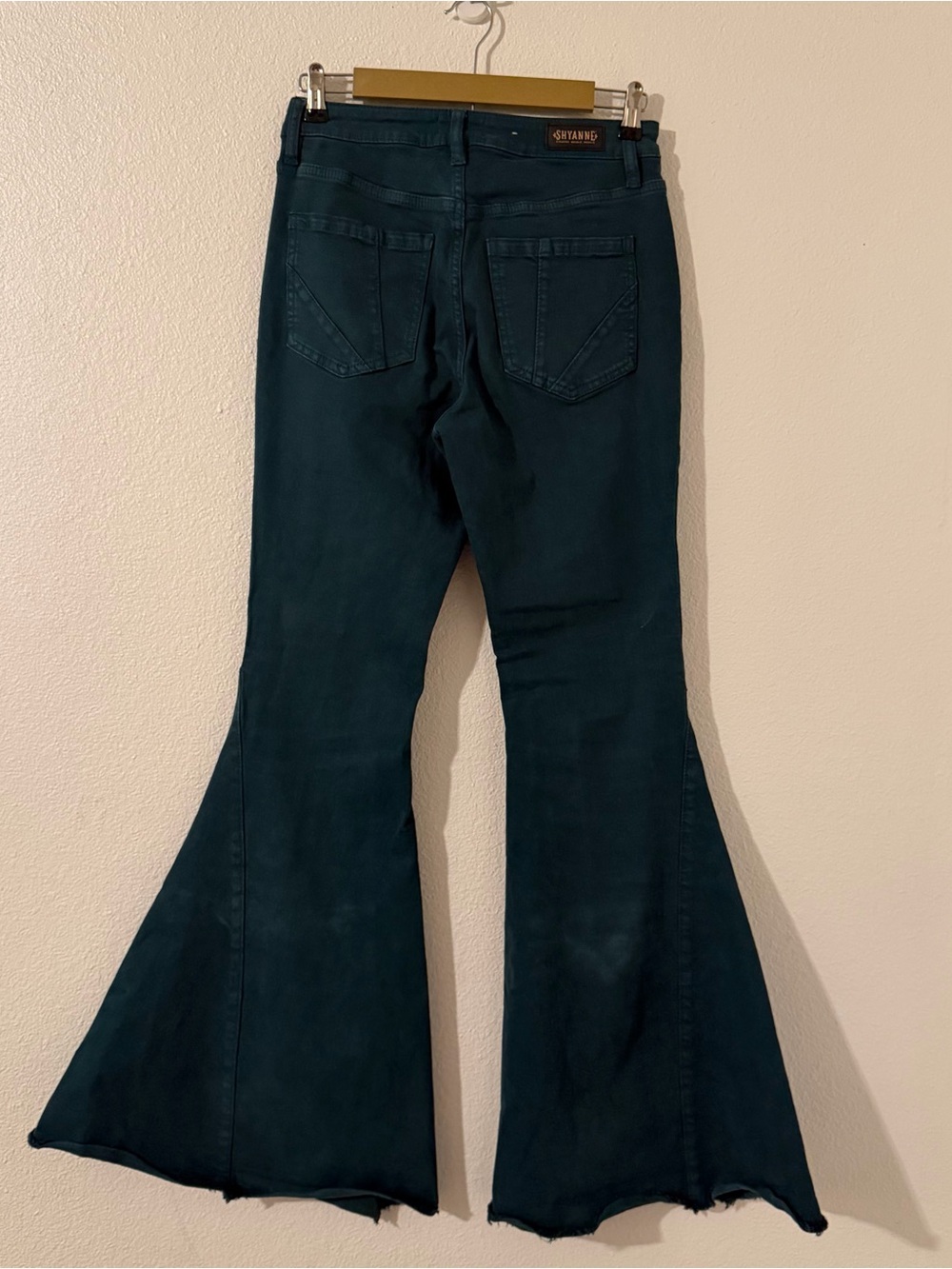 Shyanne Womens Boho Country Flare Western Bell Bottom Teal Jeans Size 29/34 - Picture 9 of 15
